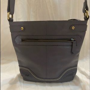 Born crossbody